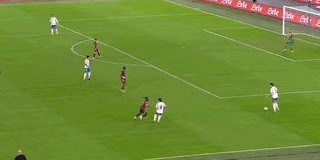 开云app官网-2粒艺术品般的进球！39分钟的完美意大利！