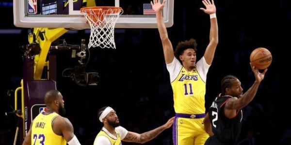 开云官方网-篮板+防守全倒数！湖人终于重启双塔：多么痛的领悟